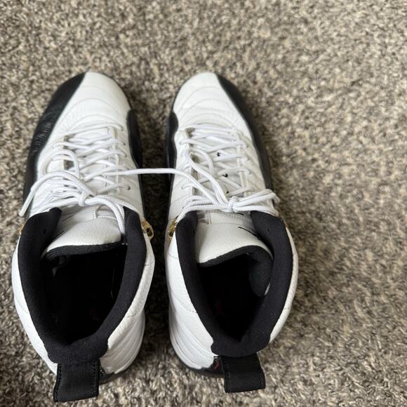 Nike Air Jordan 12 Retro Taxi Release 2013 Mens 10.5 130690-125 White Black OG - Picture 9 of 9